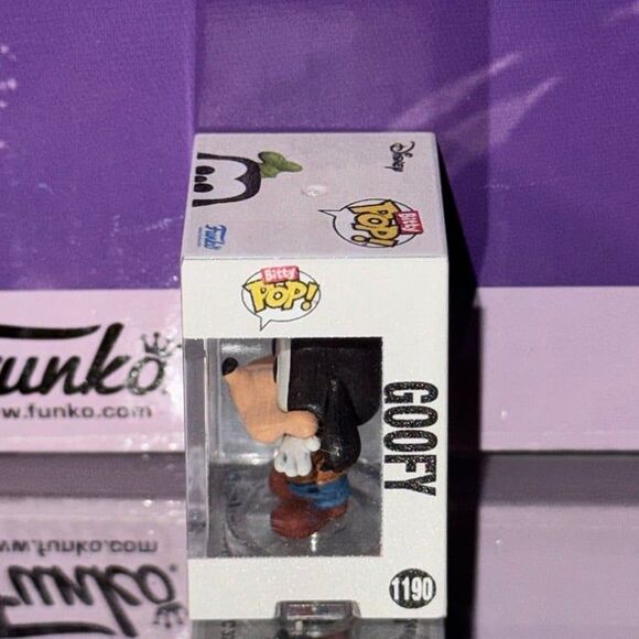 Funko: Goofy #1190 Funko Bitty Pop! from Disney Mickey & Friends Series - Picture 2 of 9